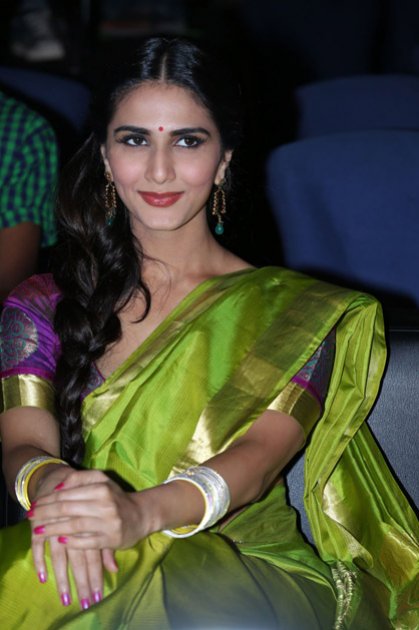 Vani-Kapoor-at-Aaha-Kalyanam-Audio-Launch